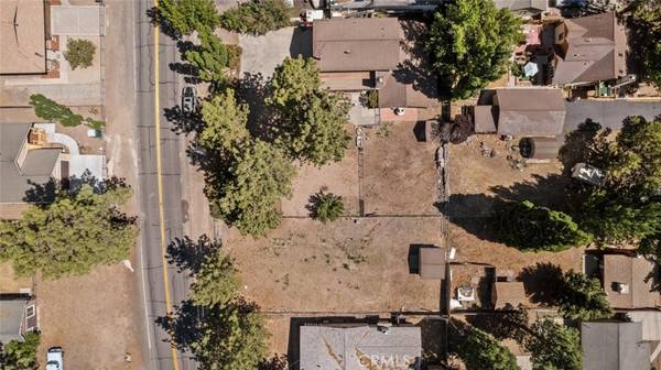Big Bear City, CA 92314,924 Greenway DR