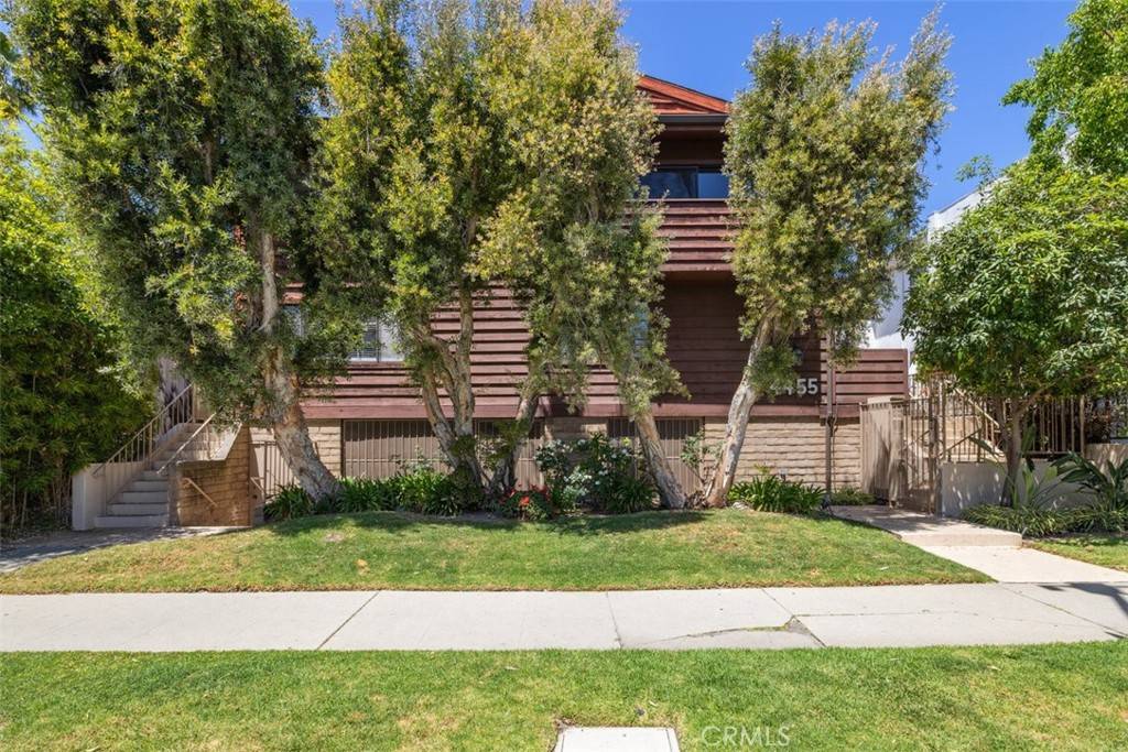 Sherman Oaks, CA 91423,4455 Fulton AVE #2