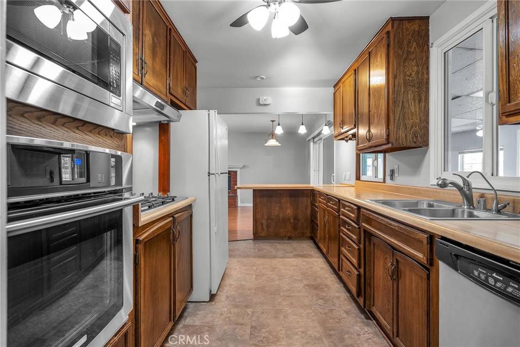 Granada Hills, CA 91344,15834 Rinaldi ST