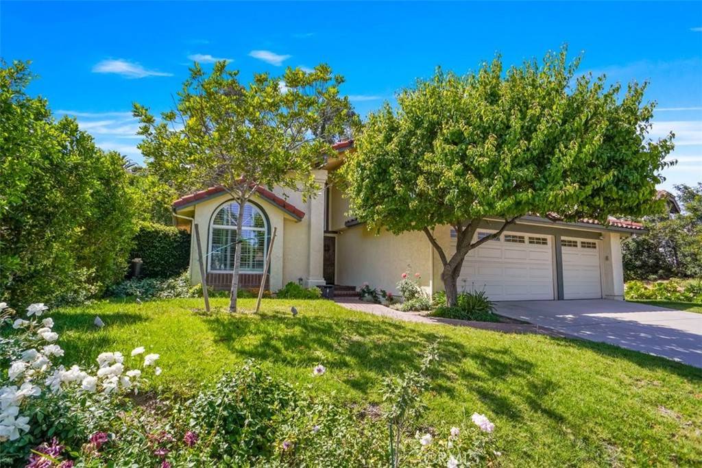 17463 Doric ST, Granada Hills, CA 91344