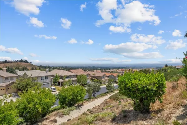 Porter Ranch, CA 91326,19752 Sierra Meadows LN