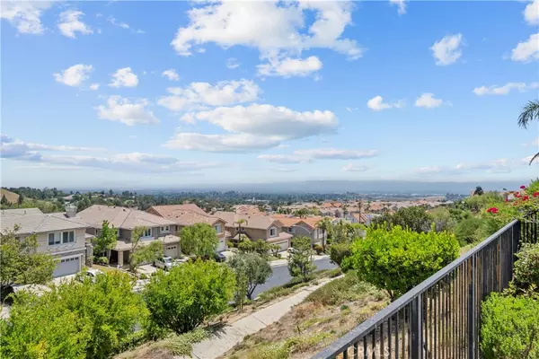 Porter Ranch, CA 91326,19752 Sierra Meadows LN
