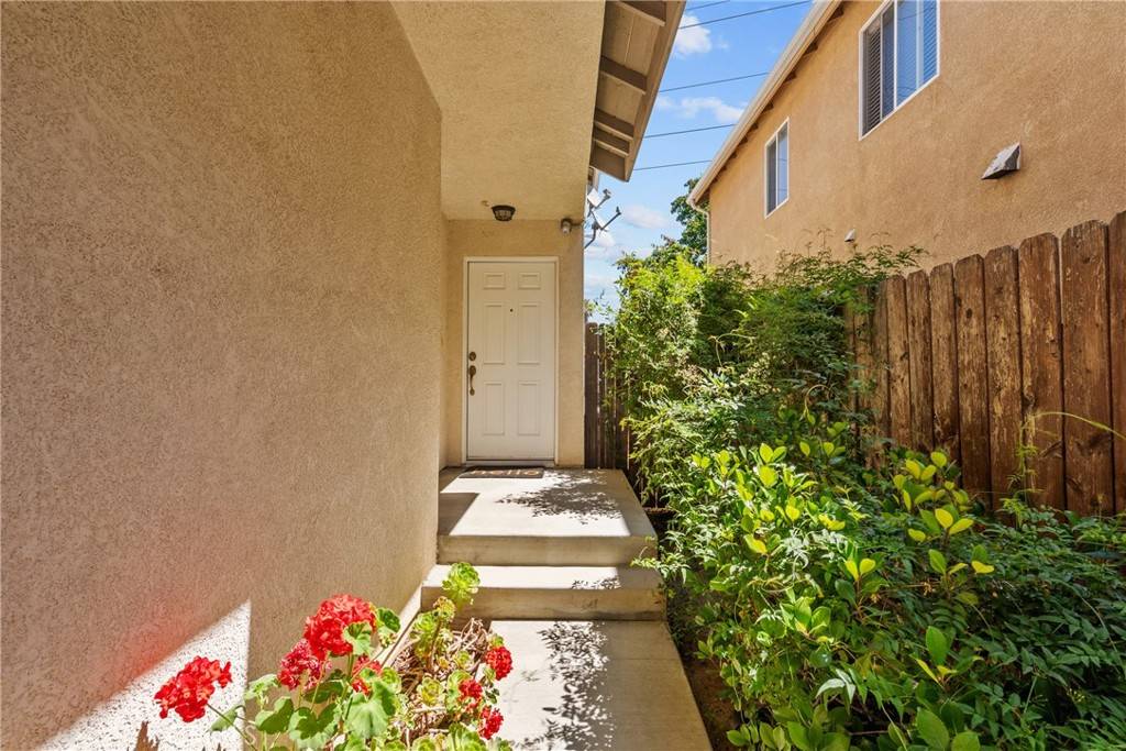 Sylmar, CA 91342,15721 Cobalt ST #118