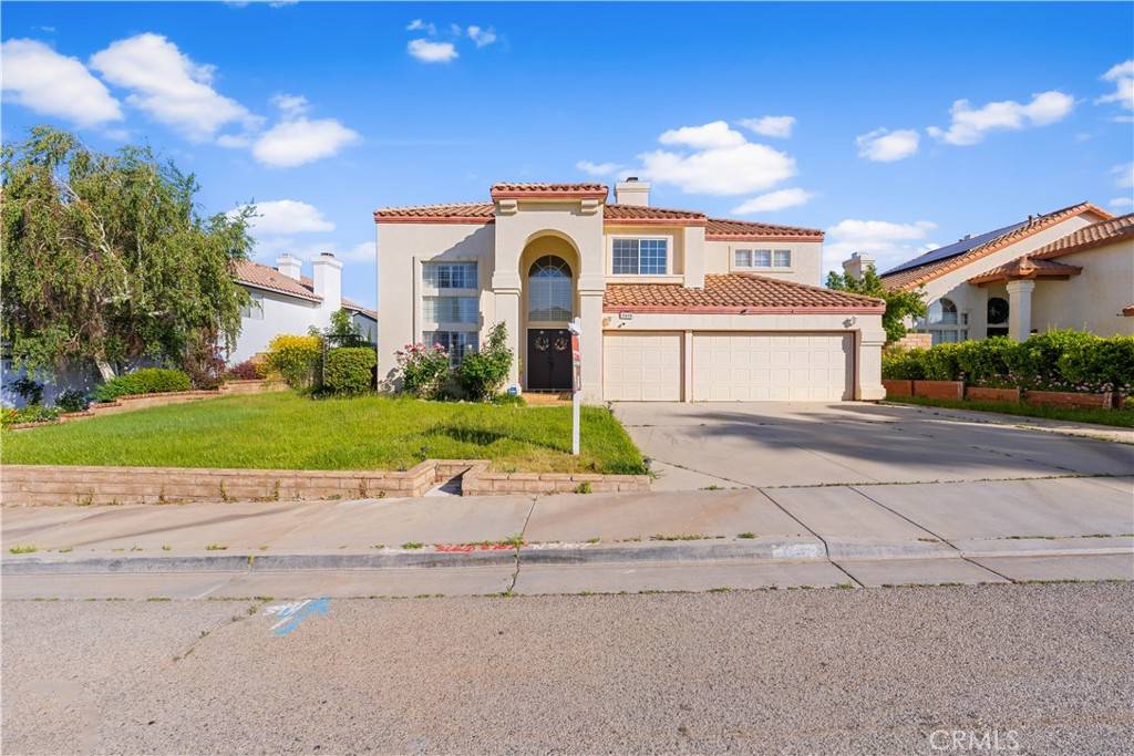 3410 Genoa PL, Palmdale, CA 93551