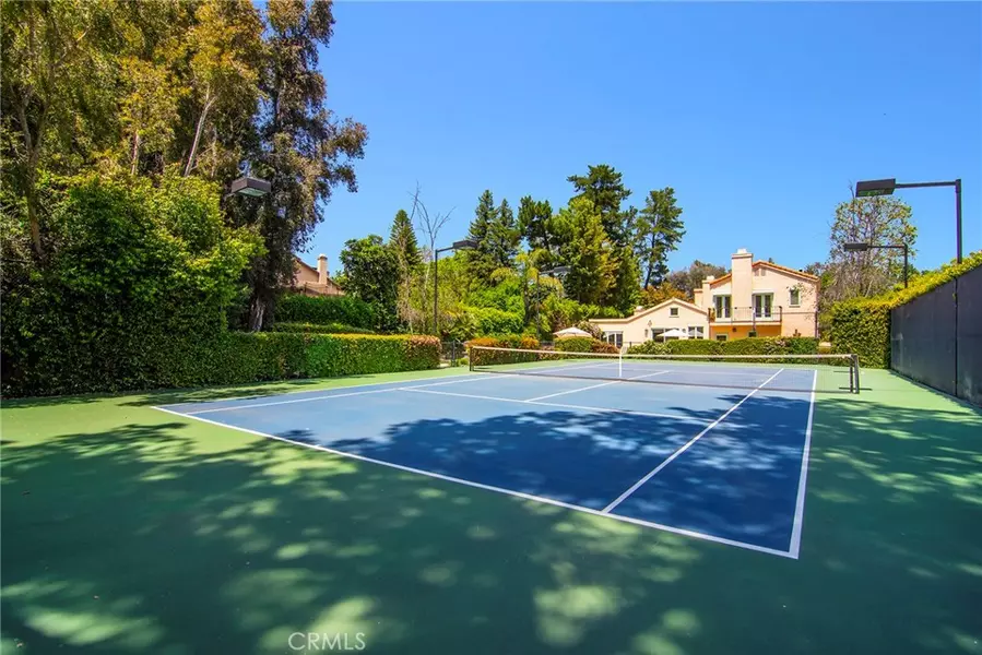 4219 Tarzana Estates DR, Tarzana, CA 91356