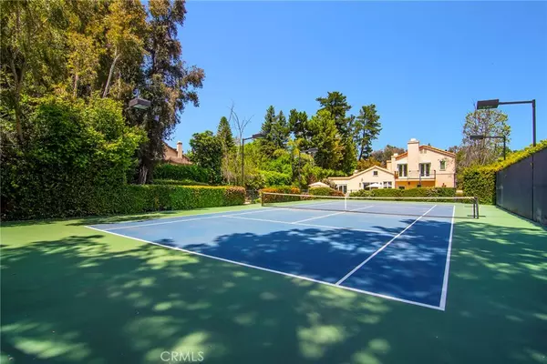 4219 Tarzana Estates DR, Tarzana, CA 91356