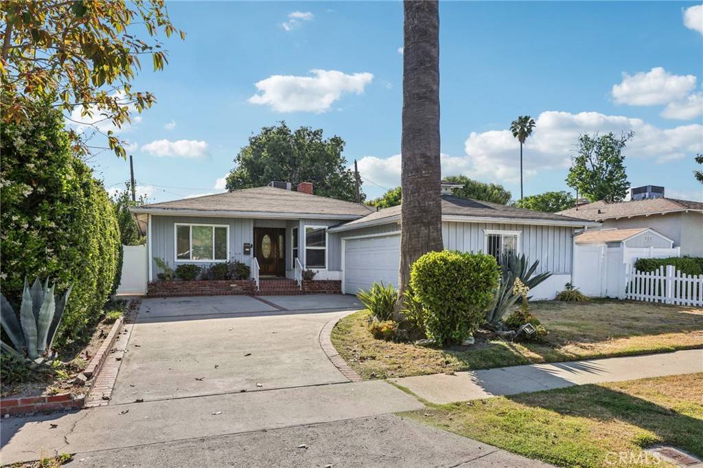 7117 Vanscoy AVE, North Hollywood, CA 91605
