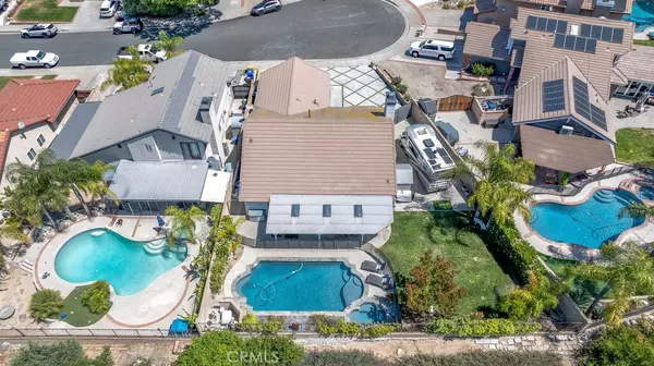 Saugus, CA 91350,22206 Claibourne LN