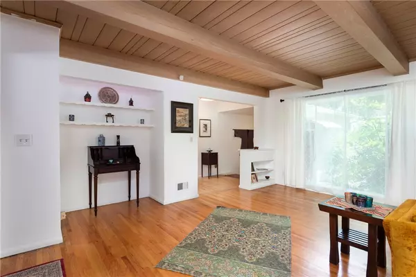 1731 Roscomare RD, Los Angeles, CA 90077