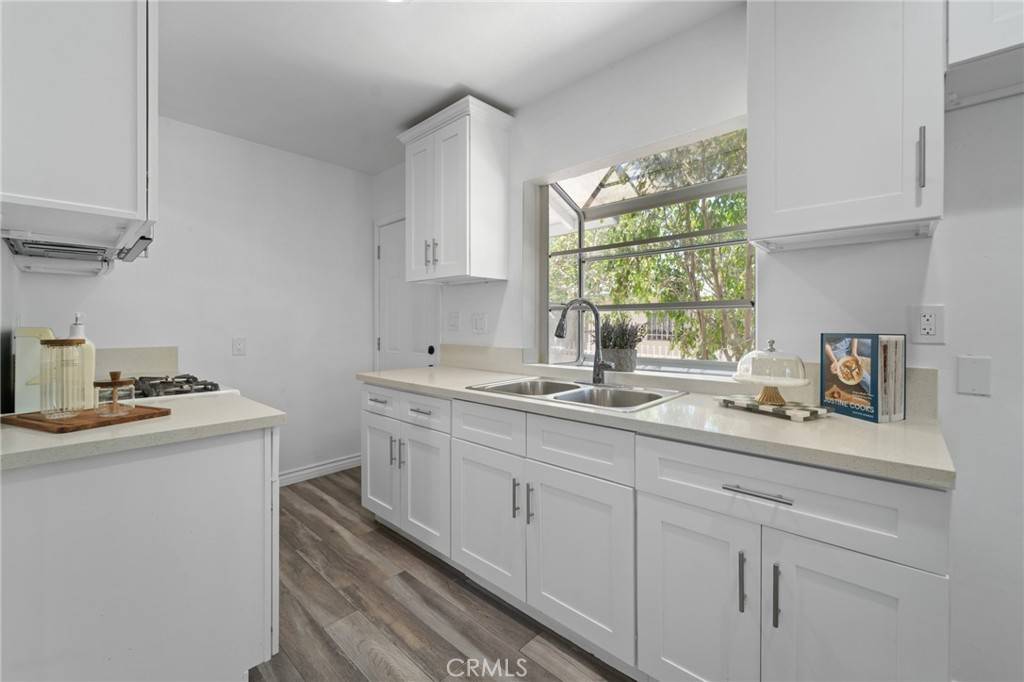 San Fernando, CA 91340,1123 Coronel ST