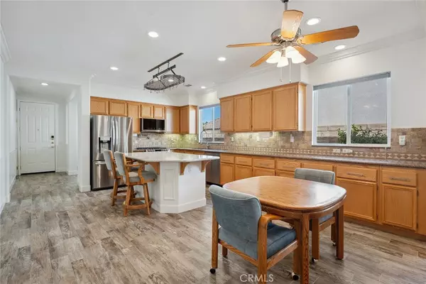 Saugus, CA 91350,19613 Edmonds PL