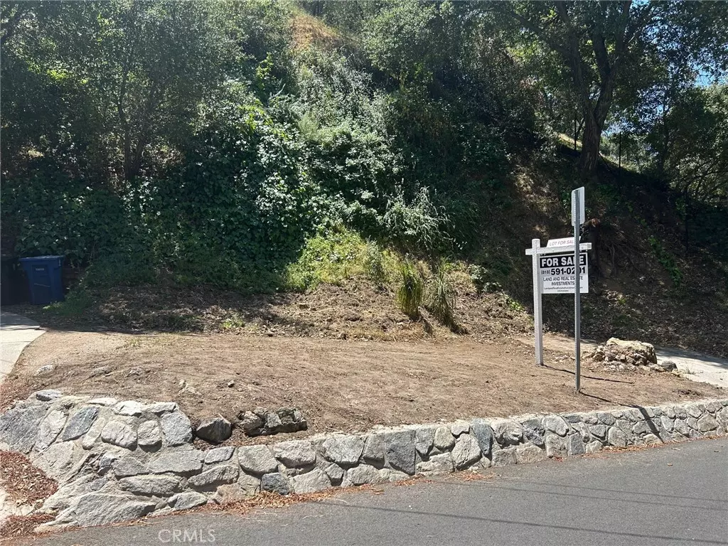 Burbank, CA 91501,660 Country Club DR