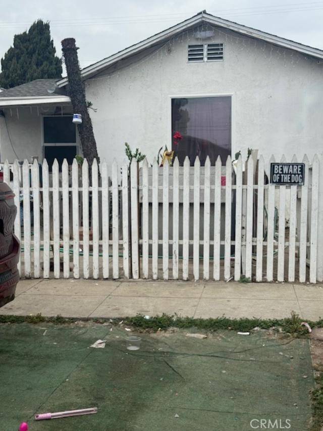 3815 Paloma ST, Los Angeles, CA 90011