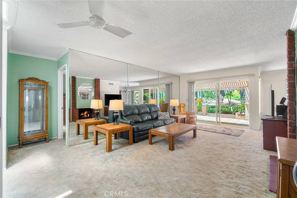 Irvine, CA 92612,2 Featherwood