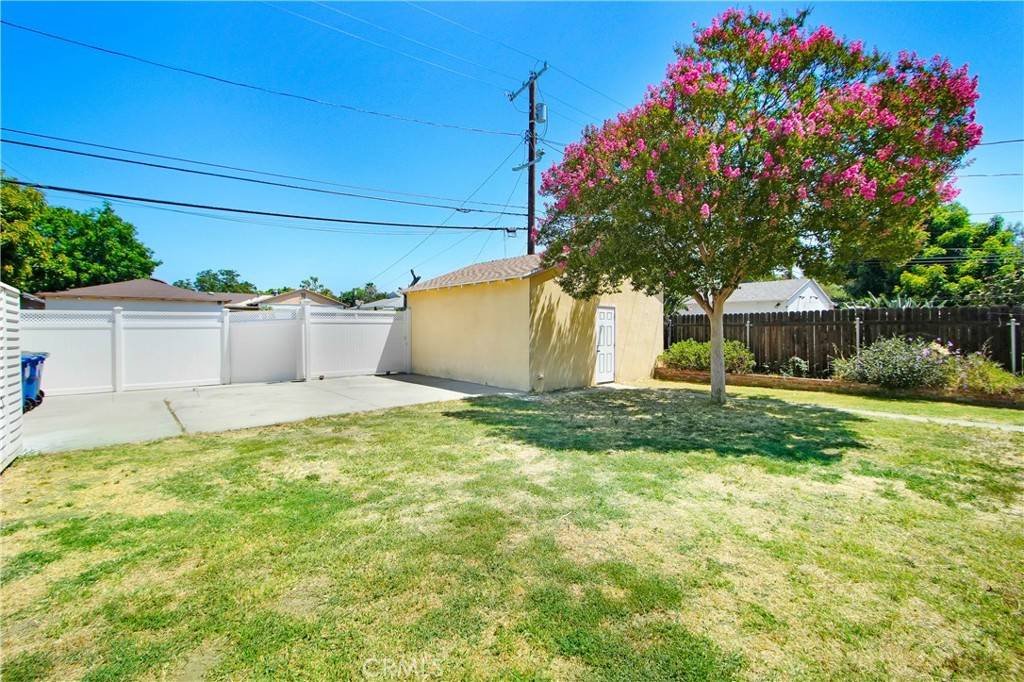 Reseda, CA 91335,18003 Saticoy ST