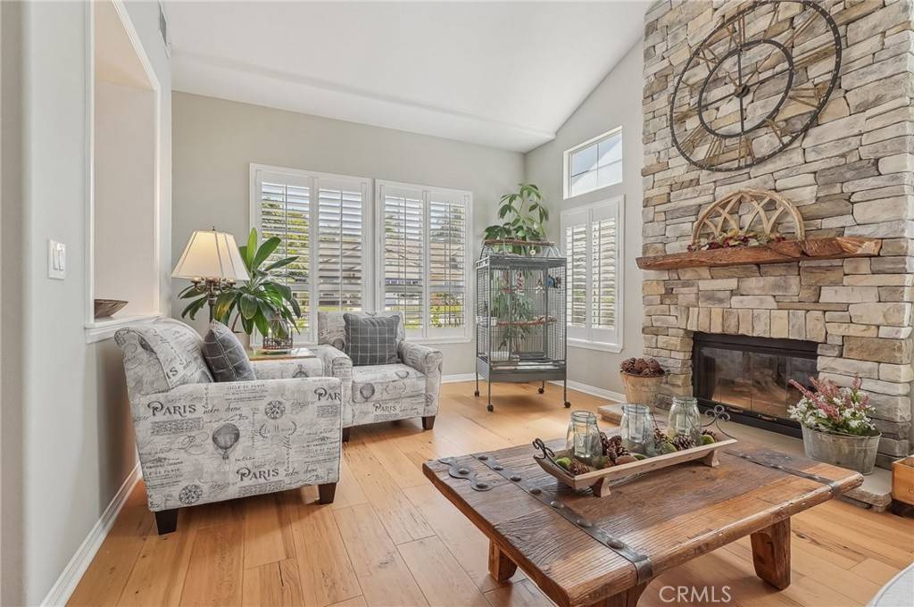 Newbury Park, CA 91320,3184 Holloway CT
