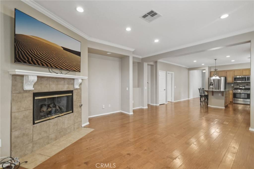 Saugus, CA 91350,28523 Santa Catarina Road