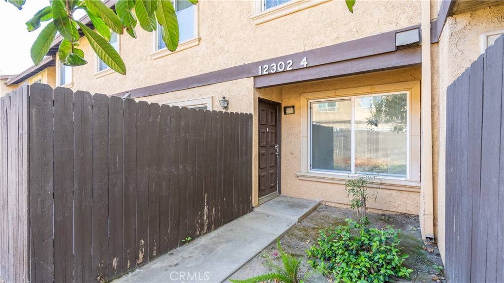 12302 Runnymede ST #4, North Hollywood, CA 91605
