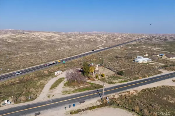 Taft, CA 93268,28366 Golf Course RD