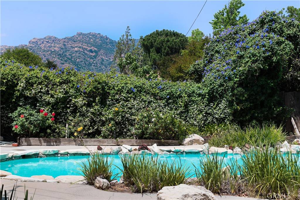Chatsworth, CA 91311,10035 Gierson AVE