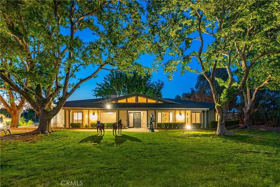 2755 W Avenue N, Palmdale, CA 93551