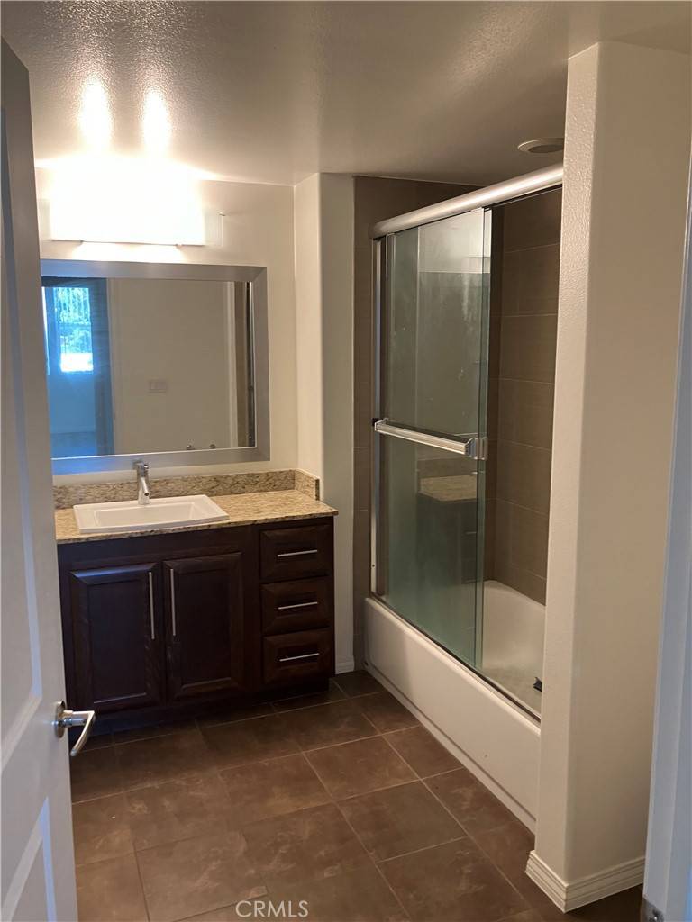 Valley Village, CA 91607,11925 KLING ST #408