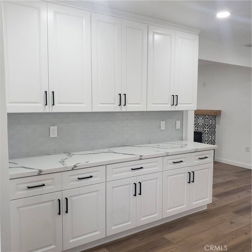Reseda, CA 91335,18736 Hart ST