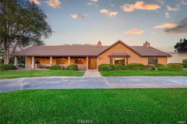 40052 18th ST W, Palmdale, CA 93551