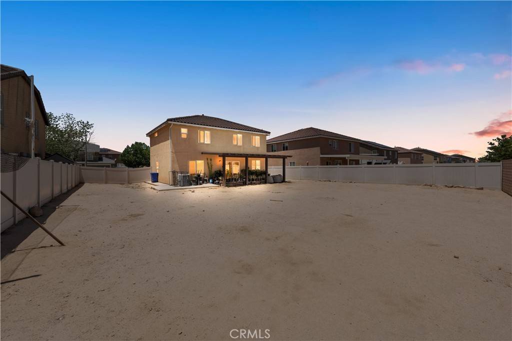 Victorville, CA 92394,16029 White Mountain PL