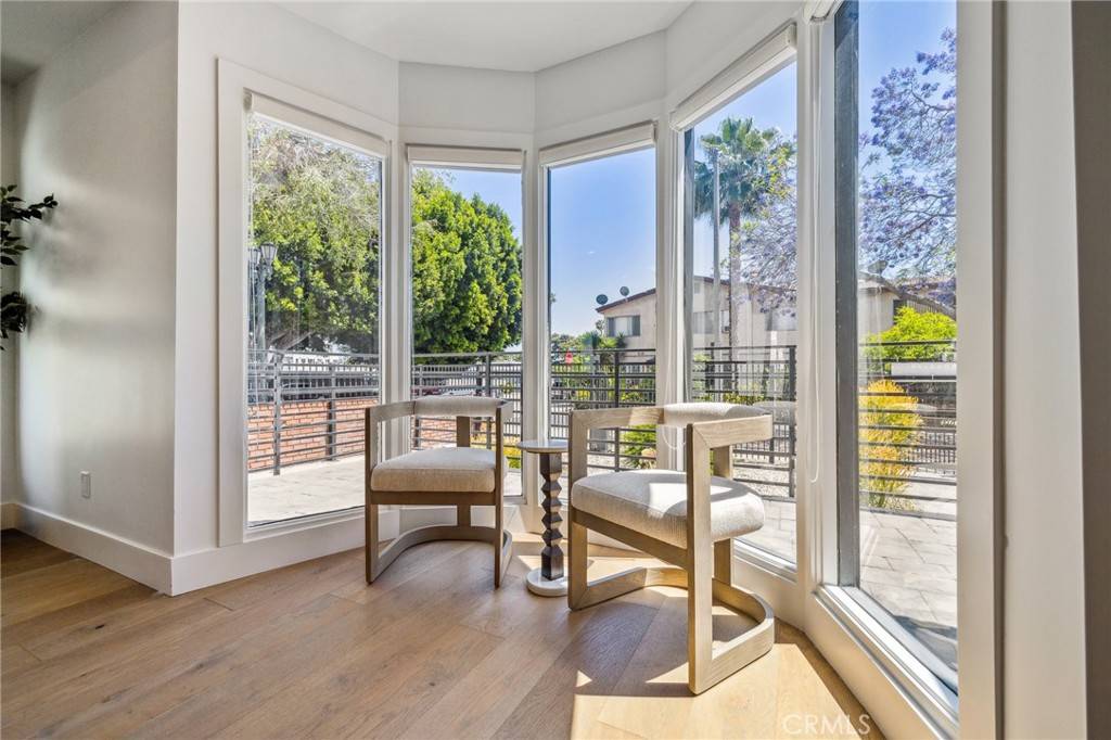 Los Angeles, CA 90028,6521 Homewood AVE