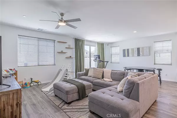 Lancaster, CA 93536,6118 W Avenue J9