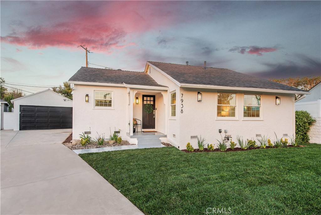 7938 Ostrom AVE, Lake Balboa, CA 91406