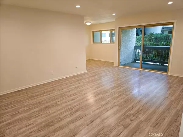 Calabasas, CA 91302,4734 Park Granada #238