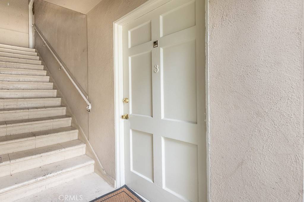 Valley Village, CA 91607,5319 Whitsett AVE