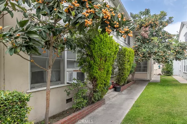 Valley Village, CA 91607,5319 Whitsett AVE