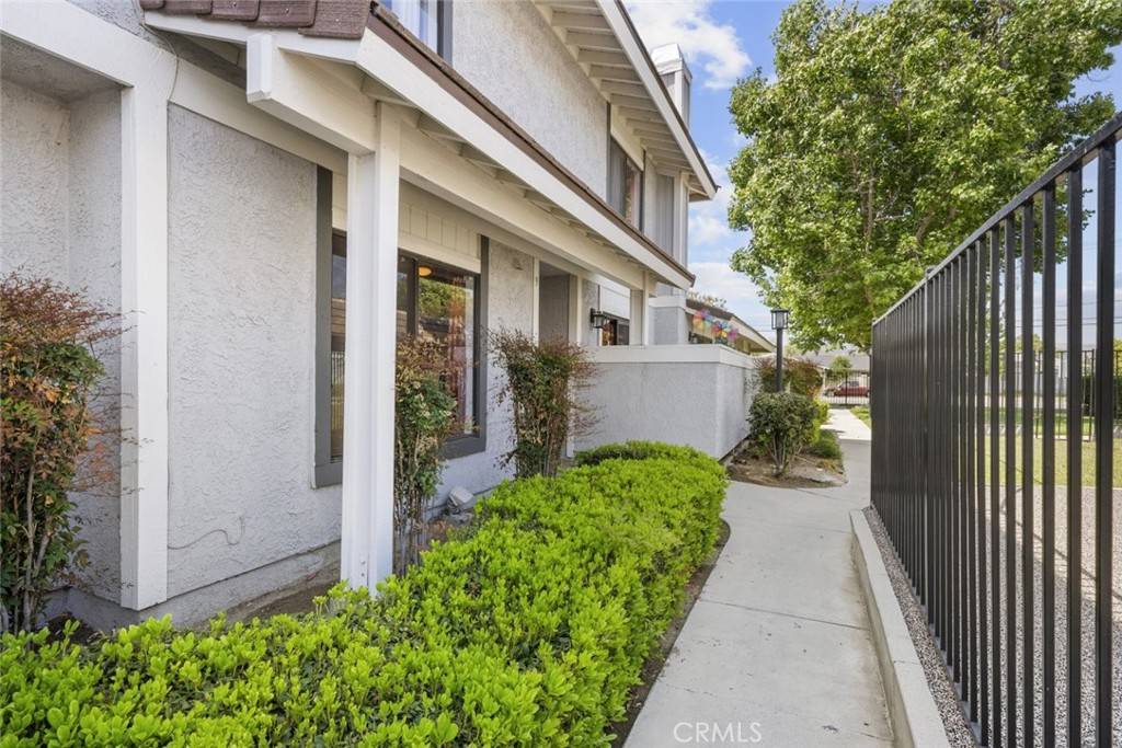 Simi Valley, CA 93065,2346 Royal AVE #9