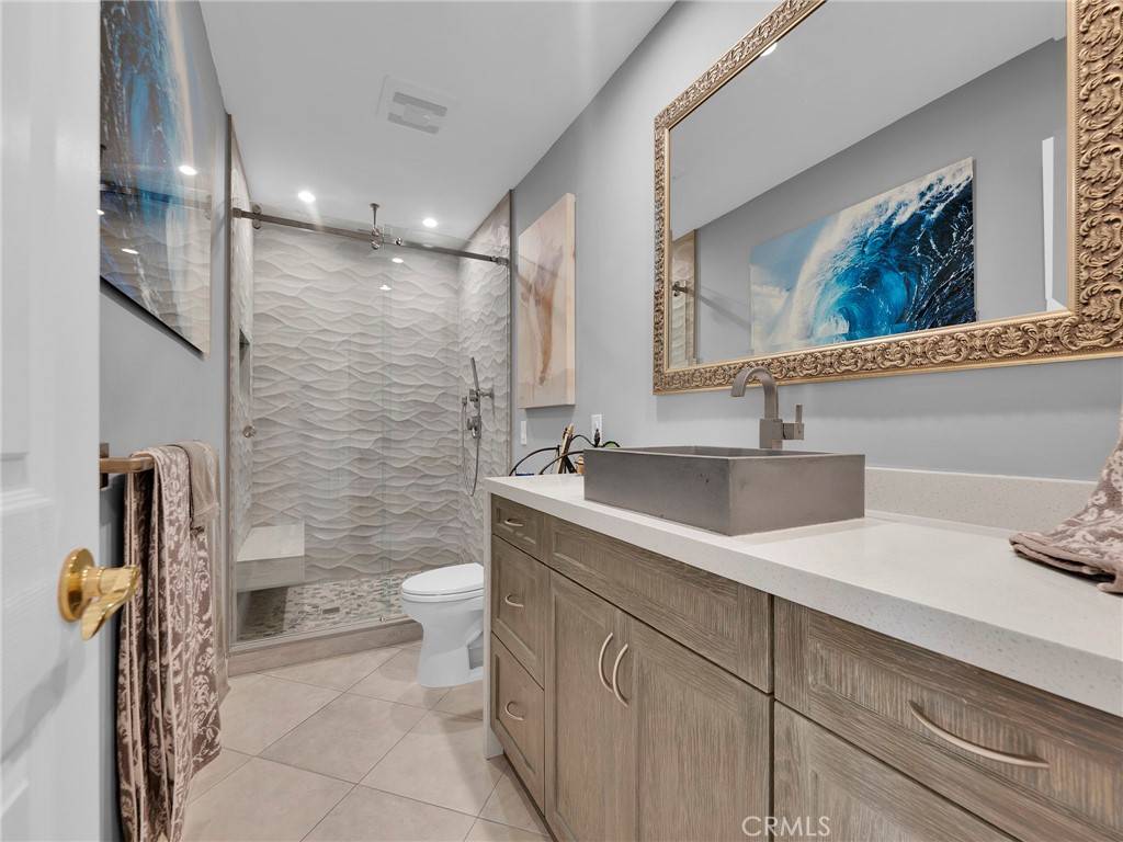 Thousand Oaks, CA 91362,3822 Sunset Knolls DR
