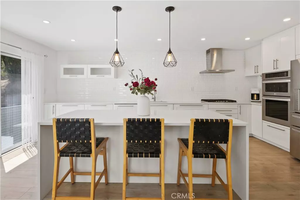 Canyon Country, CA 91387,17913 Maplehurst PL