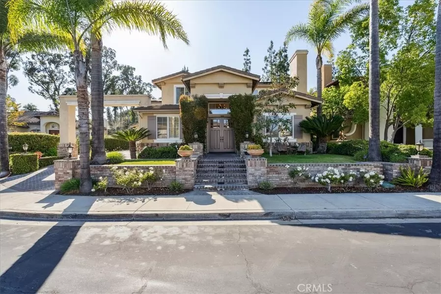 807 Alderdale CT, Newbury Park, CA 91320