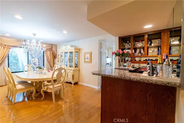 Tarzana, CA 91356,18759 Hatteras ST #25