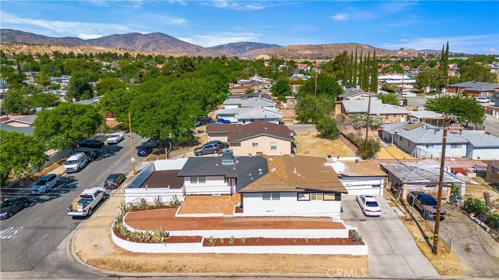 Palmdale, CA 93550,461 E Avenue R5