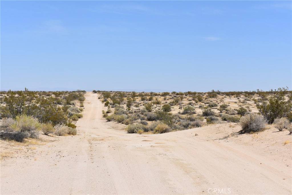 200 200th St E & Avenue A8, Lancaster, CA 93535