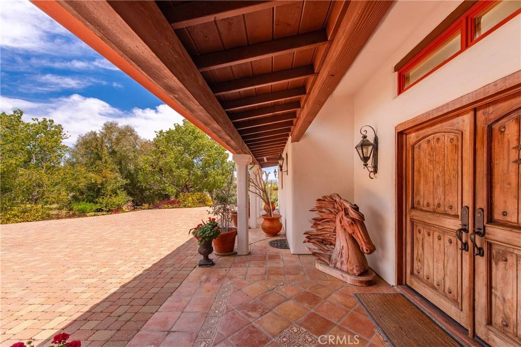 Castaic, CA 91384,30505 Sloan Canyon RD