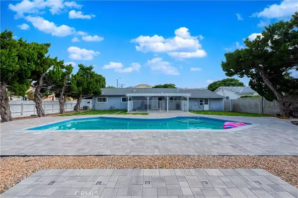 Simi Valley, CA 93063,4408 Walnut AVE