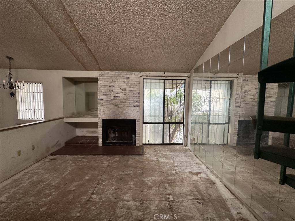 Sun Valley, CA 91352,11107 Arminta ST #15