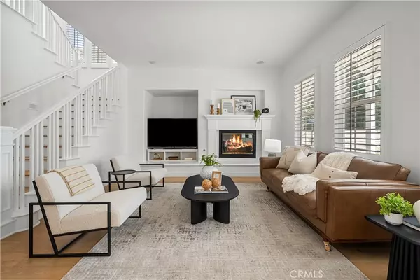 Valencia, CA 91355,26814 Fairlain DR