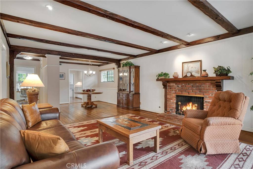 Woodland Hills, CA 91367,22716 Miranda ST