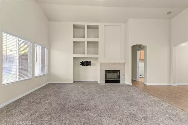Bakersfield, CA 93311,11017 Tipperary DR