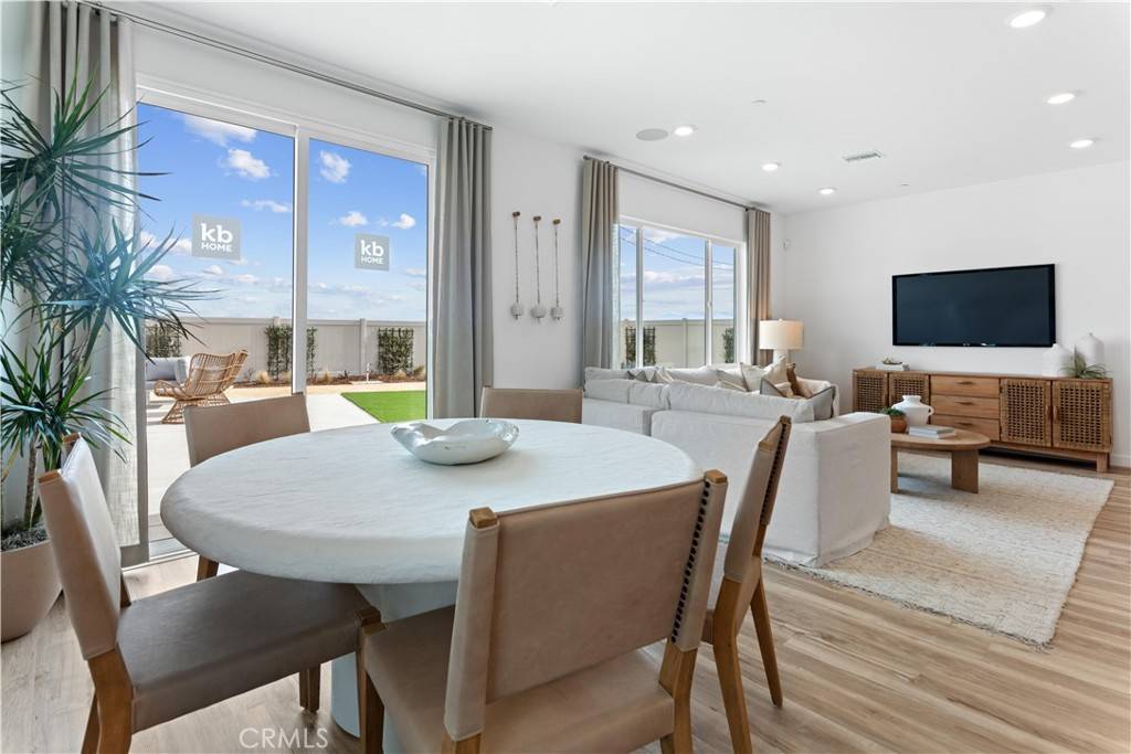 Lancaster, CA 93535,3260 Garnet LN