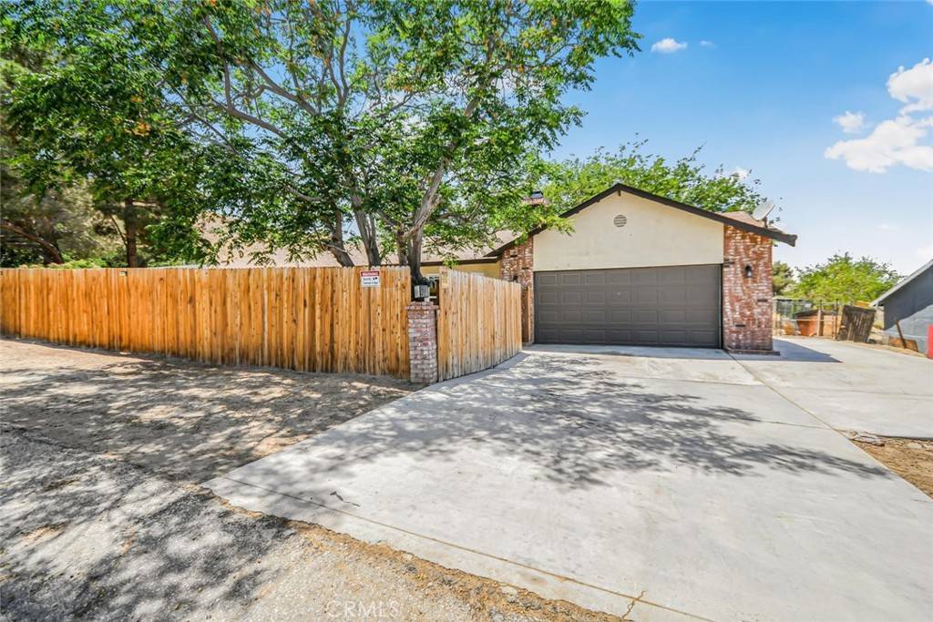 Palmdale, CA 93591,40115 Ronar ST